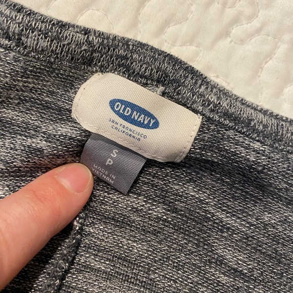 Gray dolman sleeve top - Picture 3 of 4